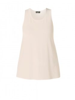 Base level curvy Abbigail