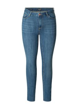 Base Level Curvy Jeans Anna