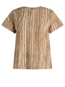 Yest Curve Blouse Ushma