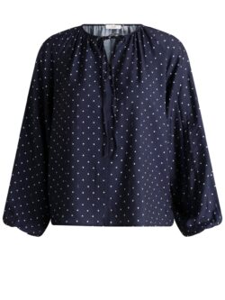 Yest Curve Blouse