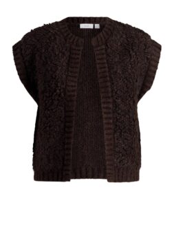 Yest Curve Vest Vanya